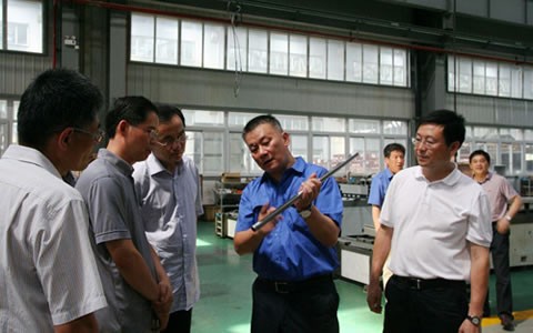 省(shěng)經信(xìn)委李(lǐ)上葵總工(gōng)程師來杭(háng)機調研考察(chá)
