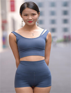 《金门瓶马车内剧烈运动-性史1926精装》