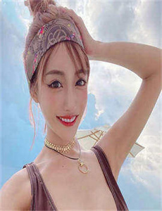 《乳色吐息在线中文字幕-第一神拳第三季》